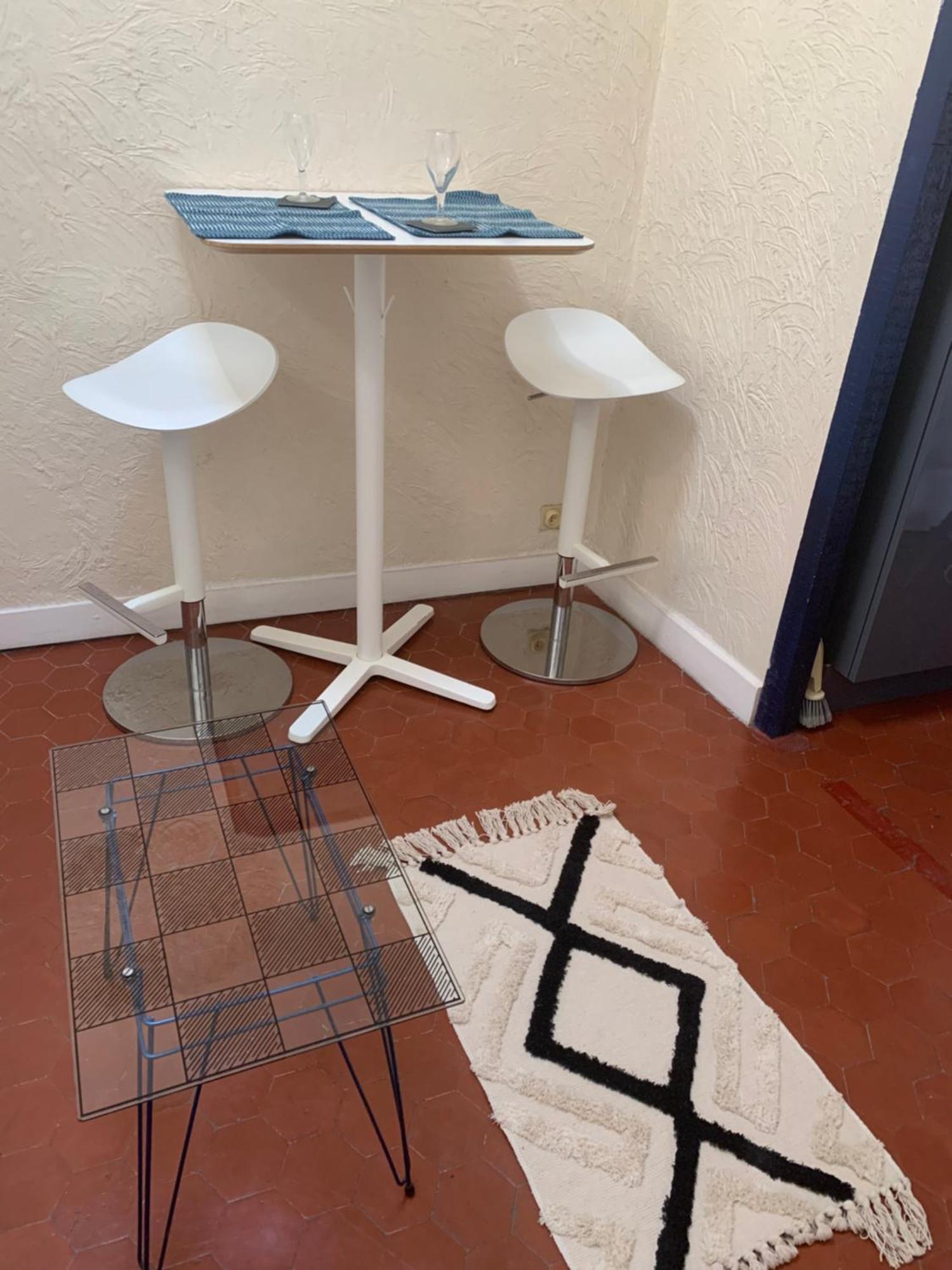 Un Appartement Atypiquement Provencal Le Cannet Buitenkant foto