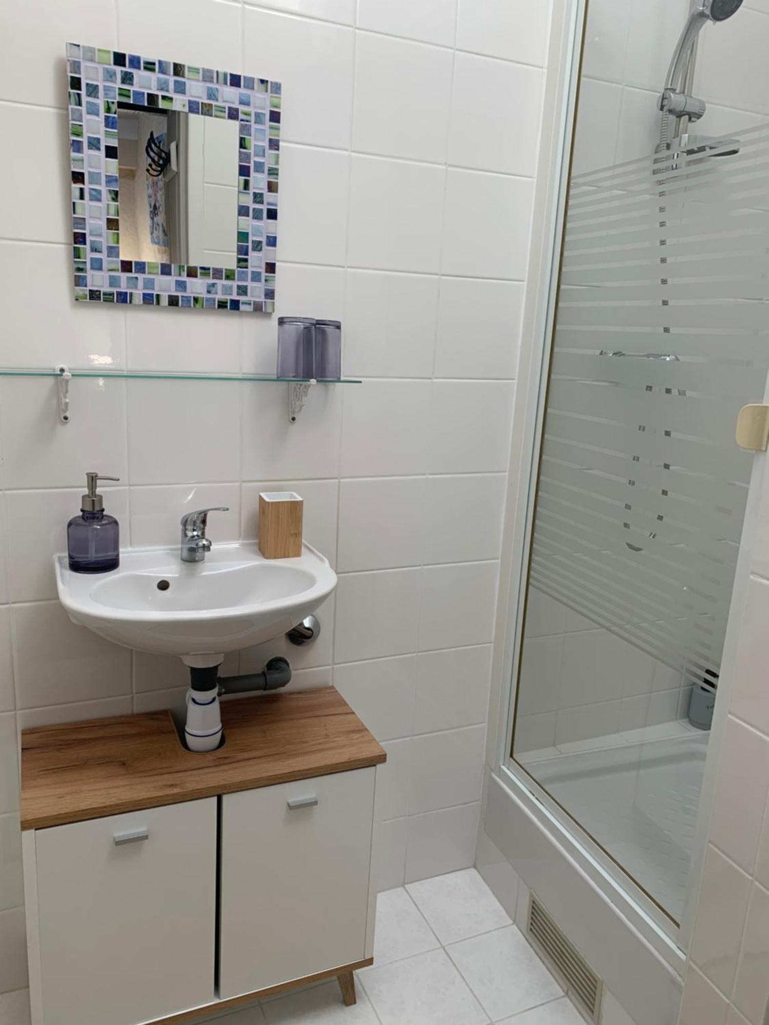 Un Appartement Atypiquement Provencal Le Cannet Buitenkant foto