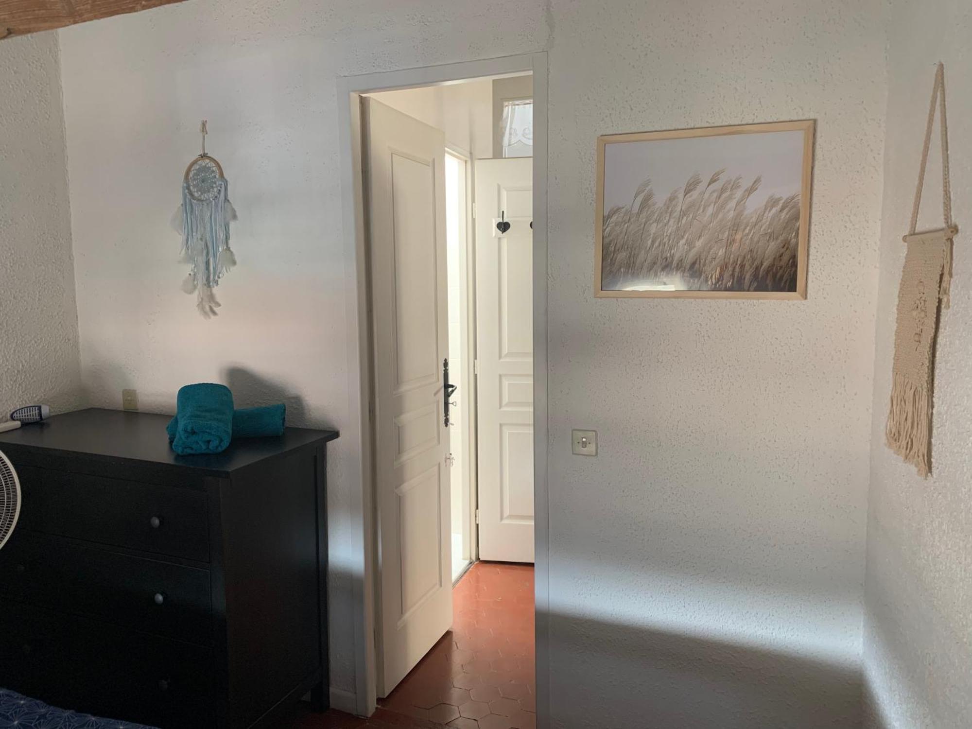 Un Appartement Atypiquement Provencal Le Cannet Buitenkant foto